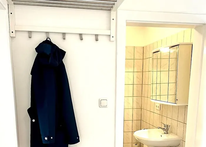 2,5 Am Wuppertaler Opernhaus