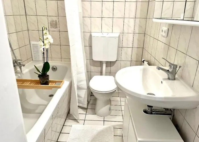 Apartman 2,5 Am Wuppertaler Opernhaus *