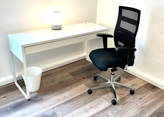 Apartman 2,5 Am Wuppertaler Opernhaus *